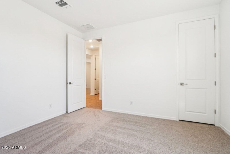 20-web-or-mls-W Paseo Way-S3007-020