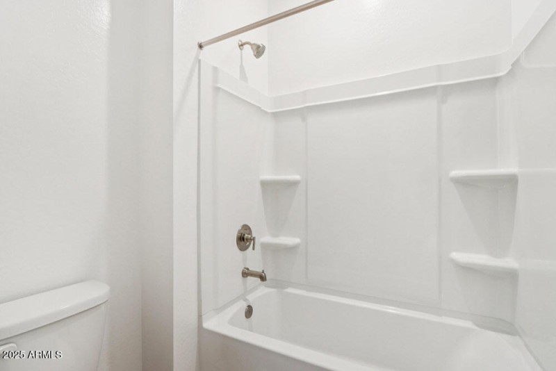 22-web-or-mls-W Paseo Way-S3007-022