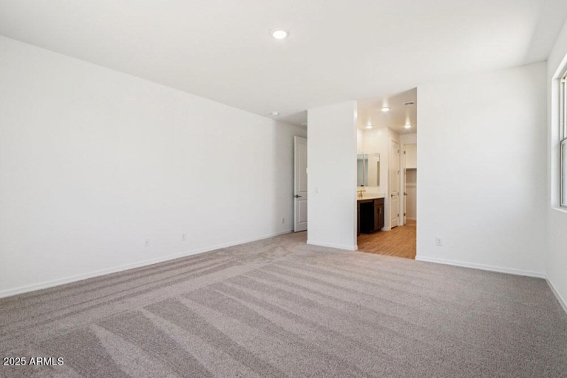 32-web-or-mls-W Paseo Way-S3007-032