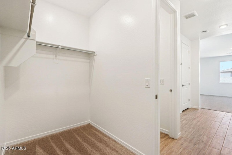 35-web-or-mls-W Paseo Way-S3007-035
