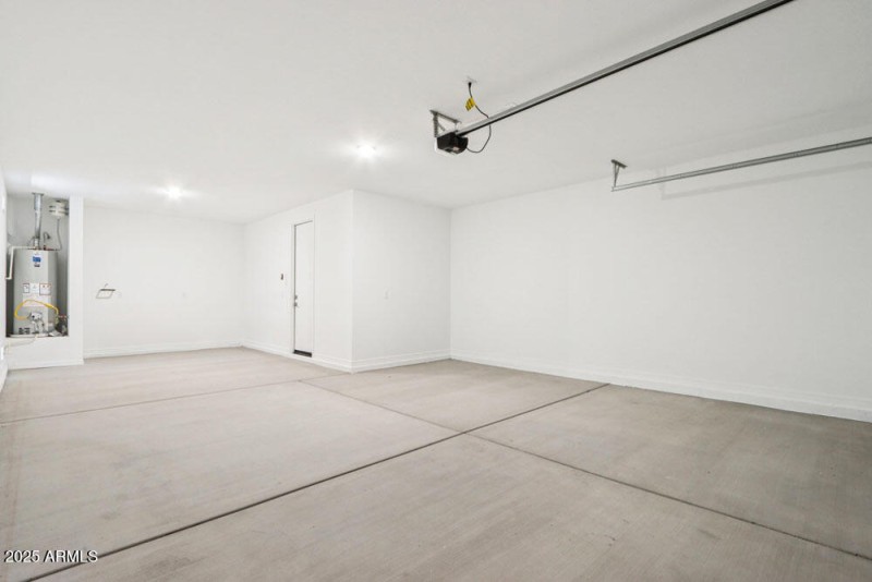 37-web-or-mls-W Paseo Way-S3007-037