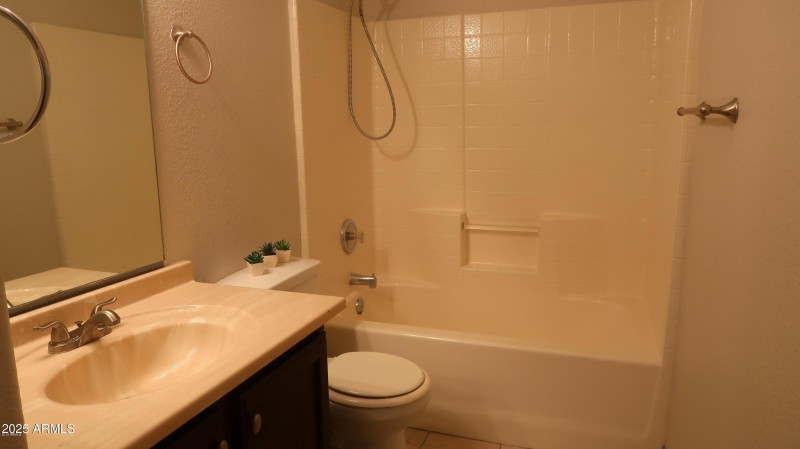 20220922051129776540000000-o