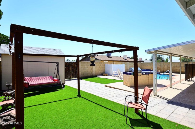 Pergola-Backyard