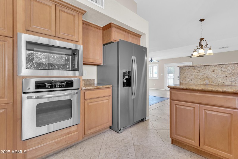 5009 E Dallas St-16