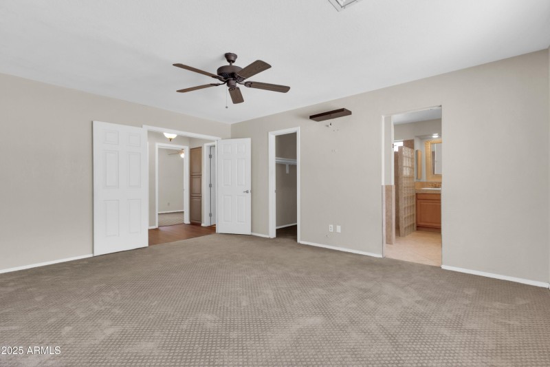 5009 E Dallas St-25