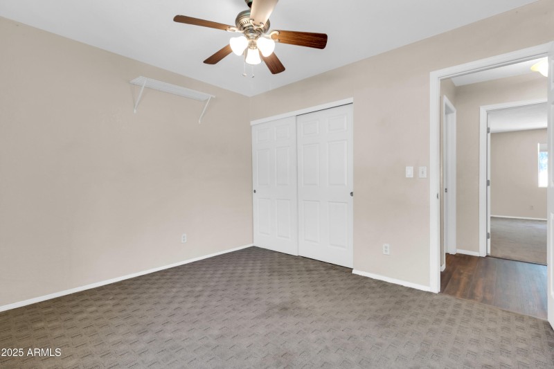 5009 E Dallas St-31