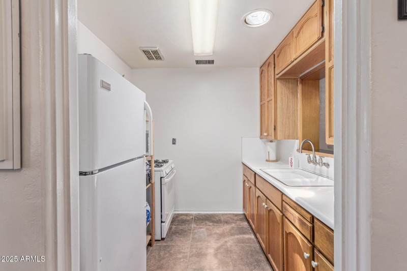 Sunny Kitchen