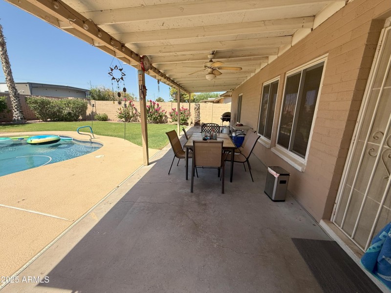PATIO 2