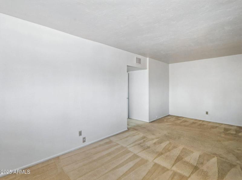 23-web-or-mls-Roosevelt-24