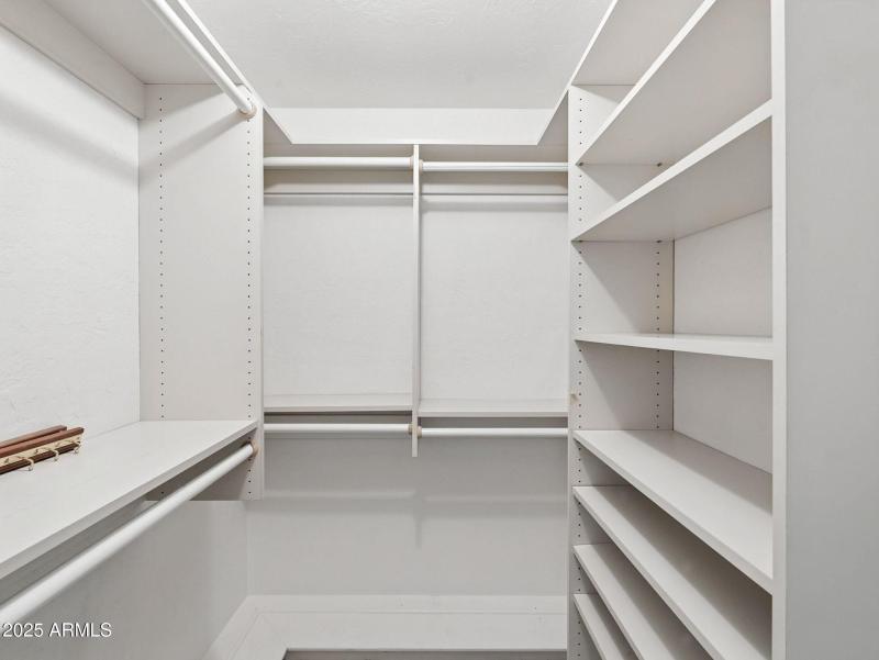 25-web-or-mls-Roosevelt-26