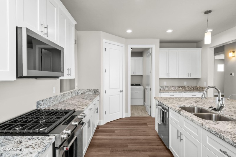 34-web-or-mls-15689-e-orch-vw-rd