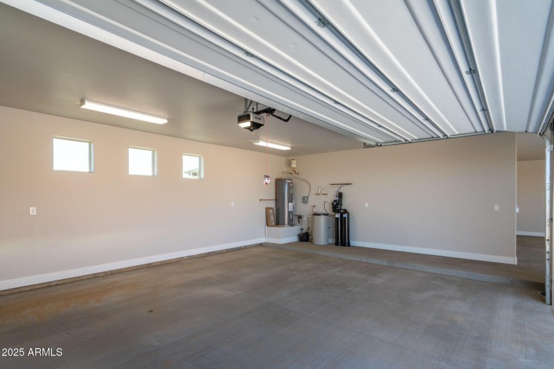 22-web-or-mls-15689-e-orch-vw-rd
