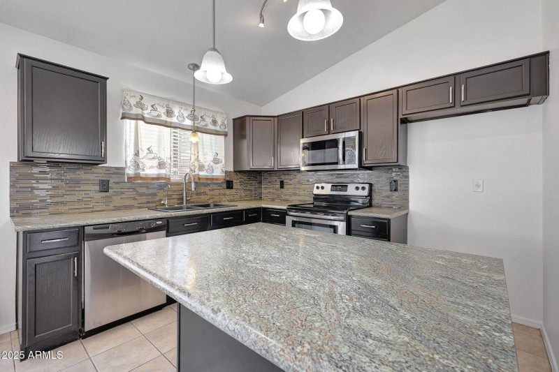 Kitchen 4