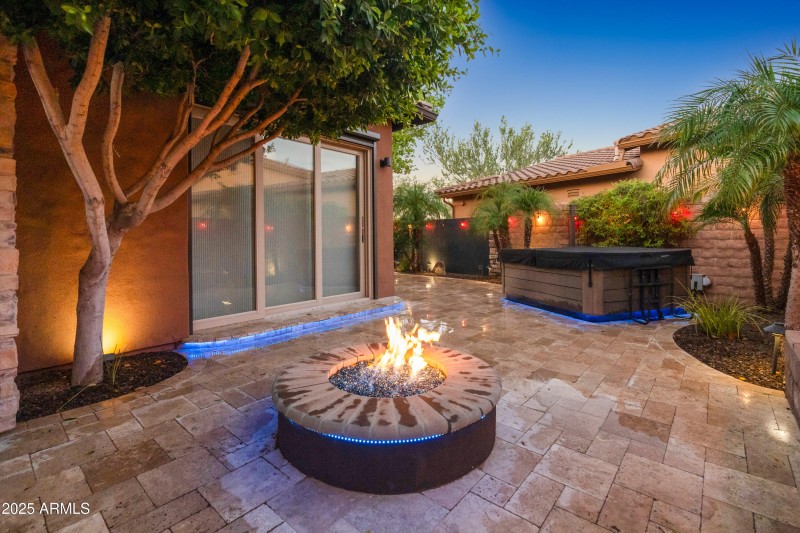 Fire pit