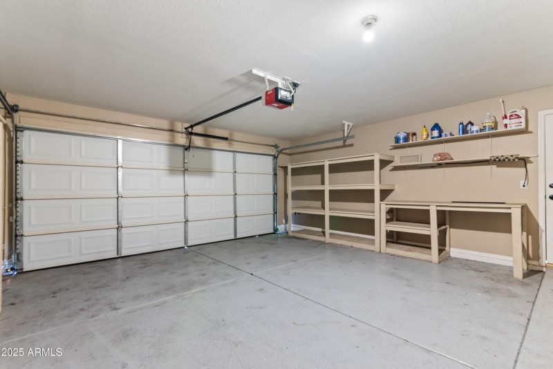 Garage 2