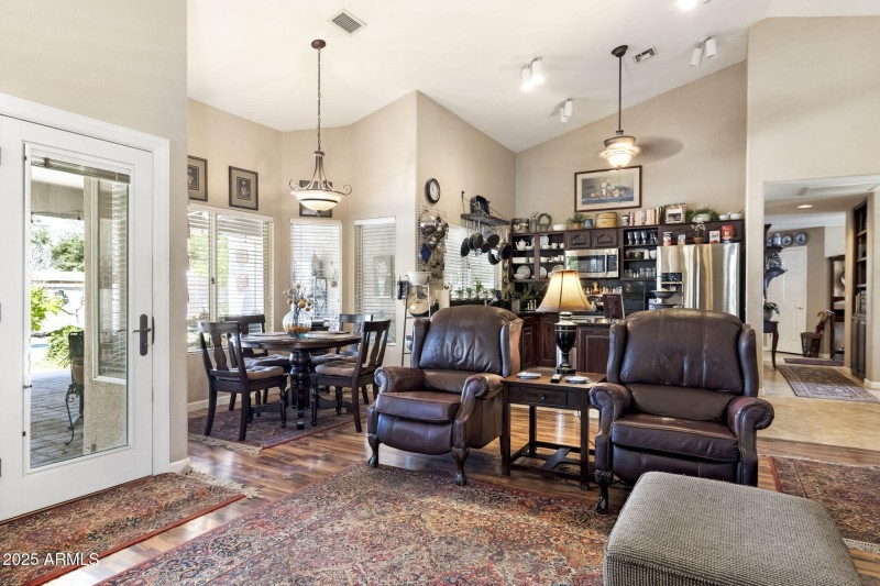 16214 S 33rd Pl Phoenix - 310