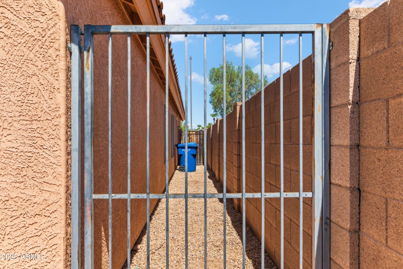 Side yard
