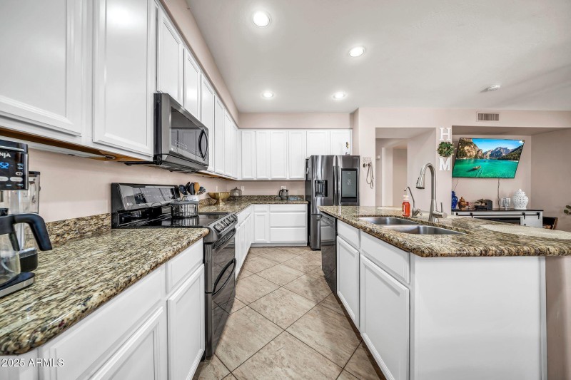 2292 S 155th Ln-14