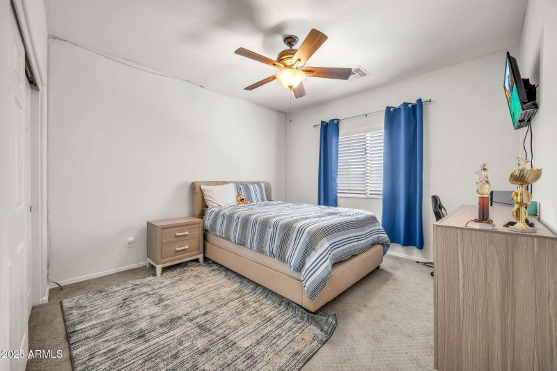 2292 S 155th Ln-40