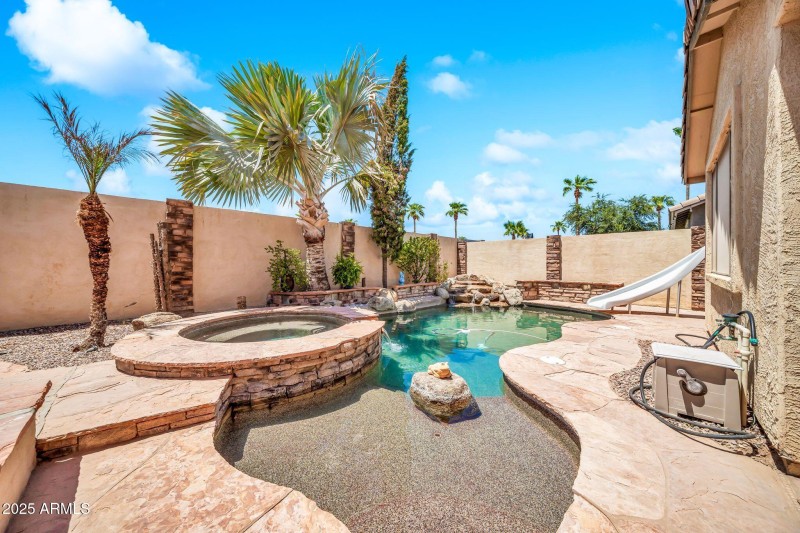 2292 S 155th Ln-45
