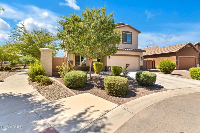 2075 W Bennett Way-2