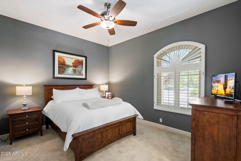 Via Montoya Ensuite Guest Room