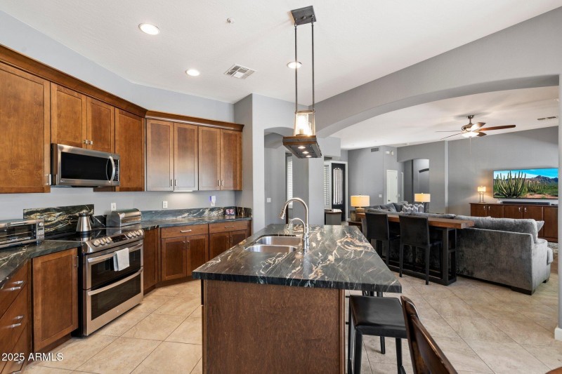 Via Montoya Kitchen 3