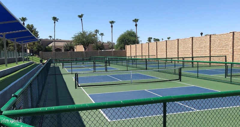 Pickleball and Tennis Courts