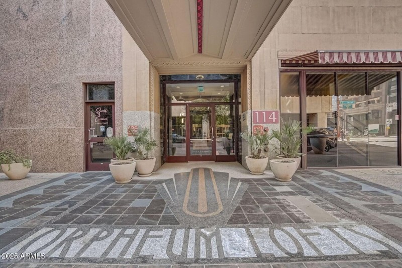 Orpheum lofts
