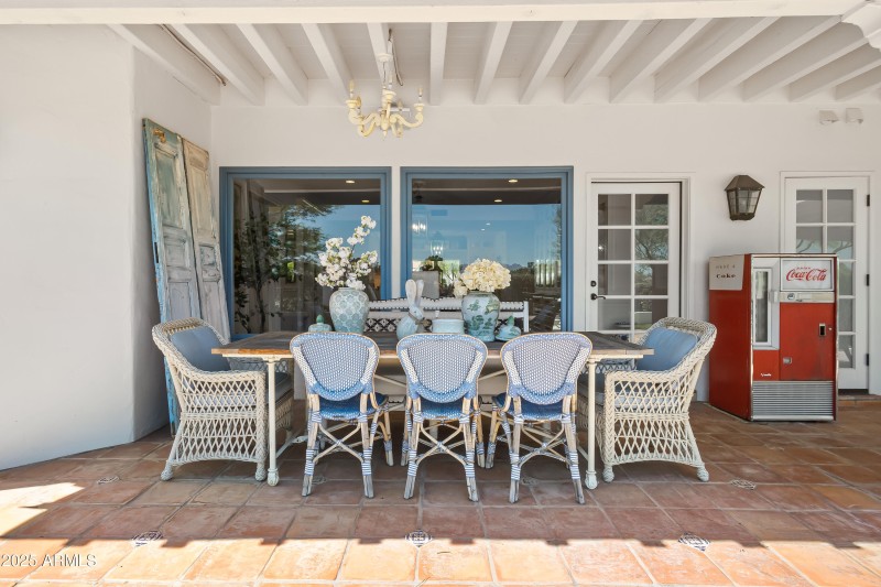 Covered Dining