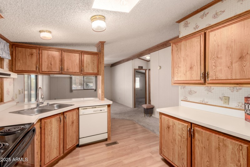 Kitchen 2