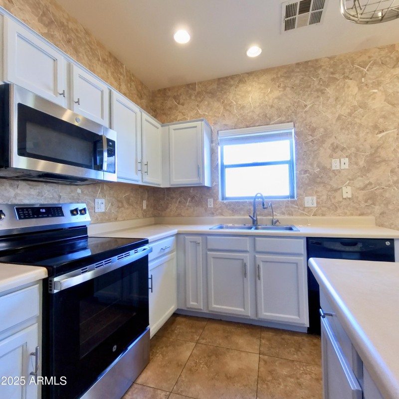 Kitchen 1