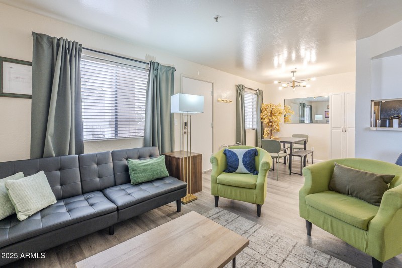 Family Room 5