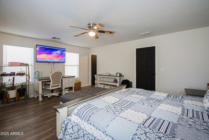 Master Bedroom 3