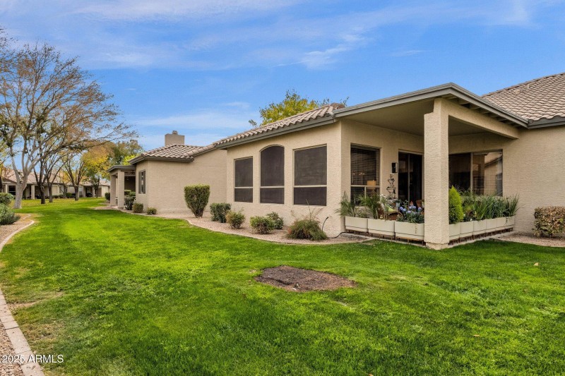 30-web-or-mls-23705-s-pleasant-way