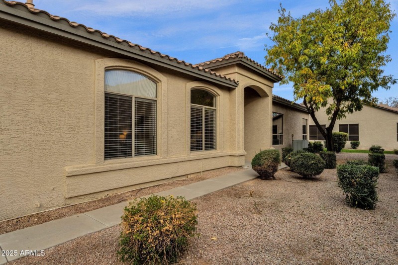 4-web-or-mls-23705-s-pleasant-way
