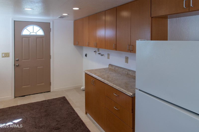 Back house kitchen