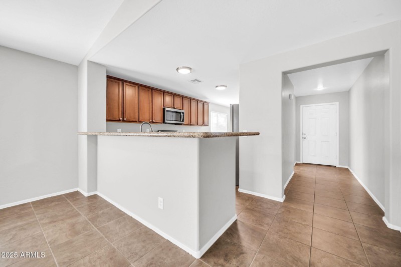 23838 W Gibson Ln-6