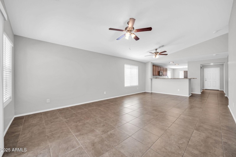23838 W Gibson Ln-18