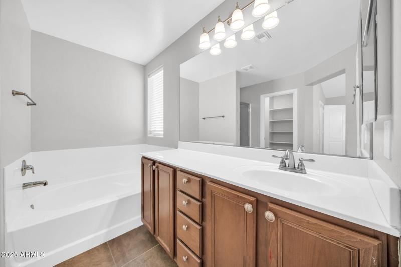 23838 W Gibson Ln-23