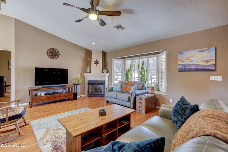 003_Living Room 2