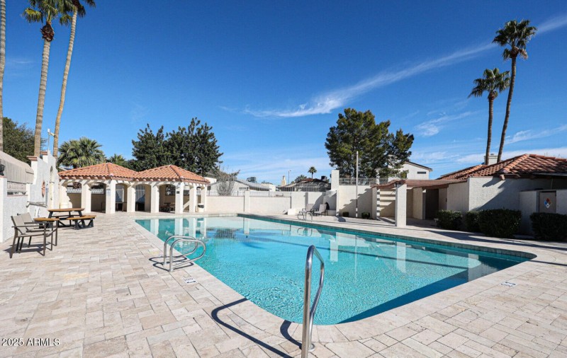 pool 2