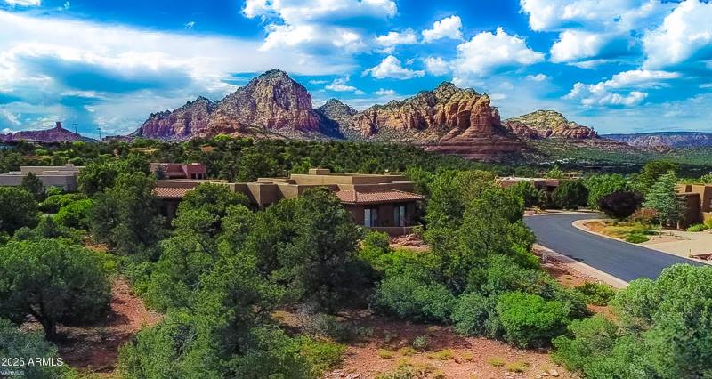 2-Views to Capital Butte_