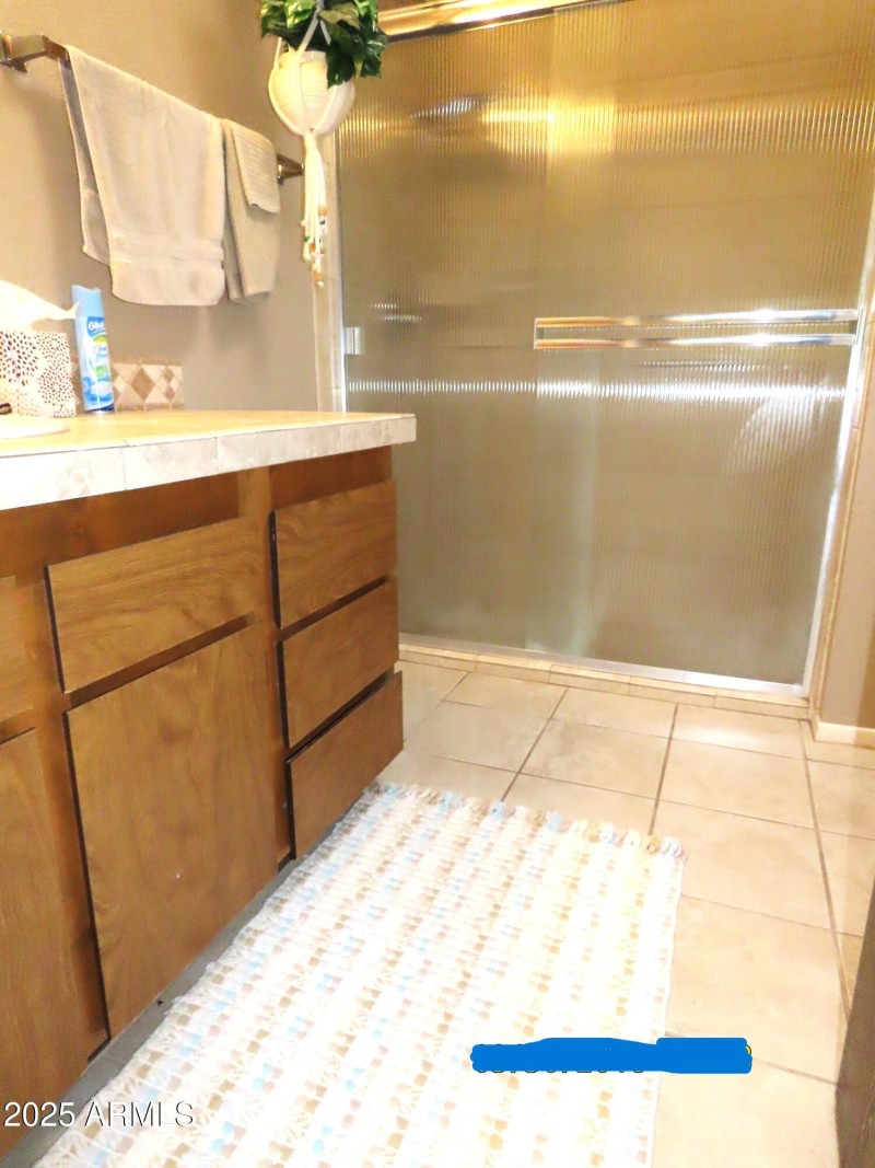 mstr suite bath