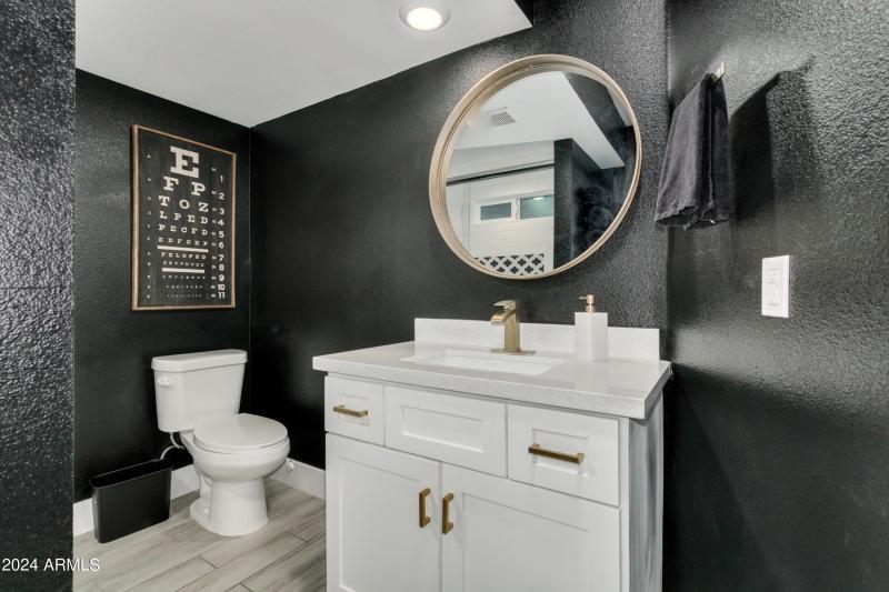 devonshire_bathroom2