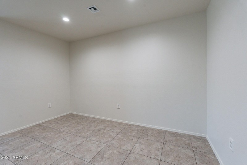 7-web-or-mls-Basil-30