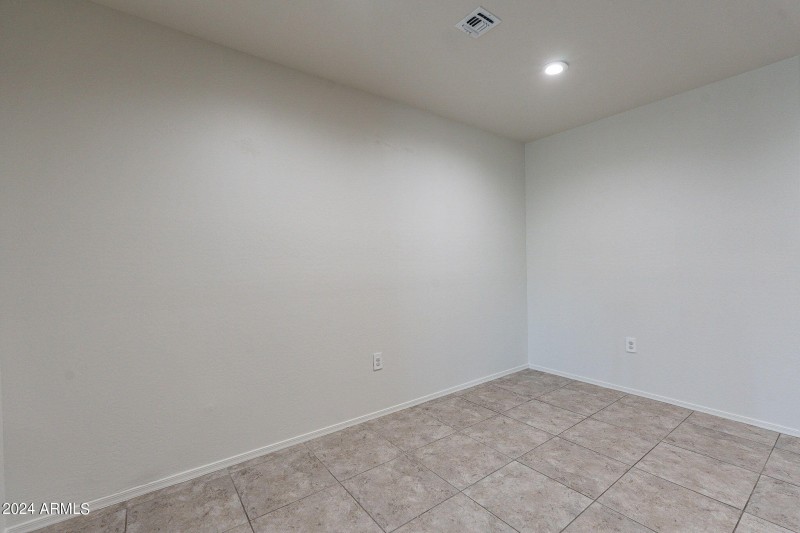 8-web-or-mls-Basil-29