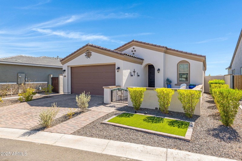 5633 N 206th Ave-3