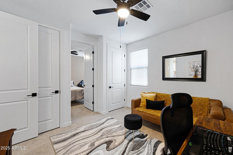 5633 N 206th Ave-23
