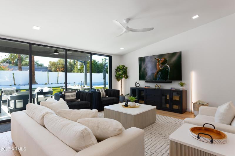 PropertyImageCo_13422N58thPl_WEB-34